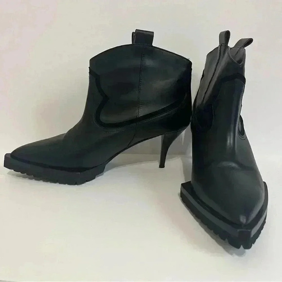 Sacai Black Leather Cowboy Booties - Picture 2 of 10